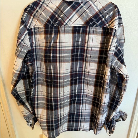 Men's Casual Plaid Distortion Button-Down Shirt - Blue, Black, Gray, and White - Picture 2 of 7